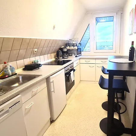 Apartment Cozy 2, 2-room Flat For Vacation & Messe Duesseldorf, Perfect Connectivity Ratingen