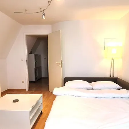 Cozy 2, 2-room Flat For Vacation & Messe Duesseldorf, Perfect Connectivity Apartment Ratingen