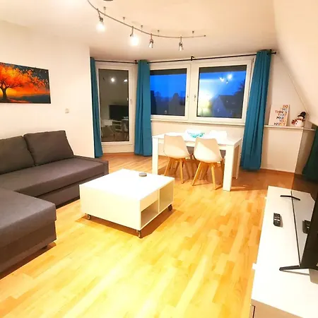 Cozy-stay Ii, 2-room Flat For Vacation & Messe, Duesseldorf, Perfect Connectivity Apartment *