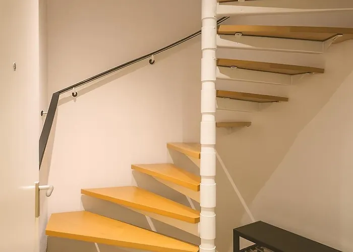 Cozy-stay Ii, 2-room Flat For Vacation & Messe, Duesseldorf, Perfect Connectivity *